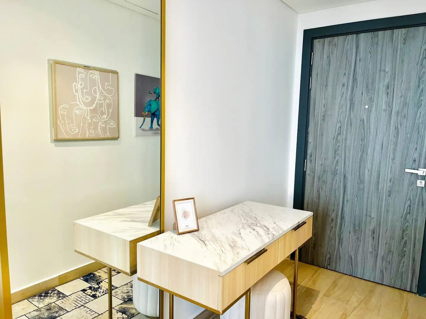 High-Floor Luxurious Living In Jvc, Near Dubai Marina Apartment