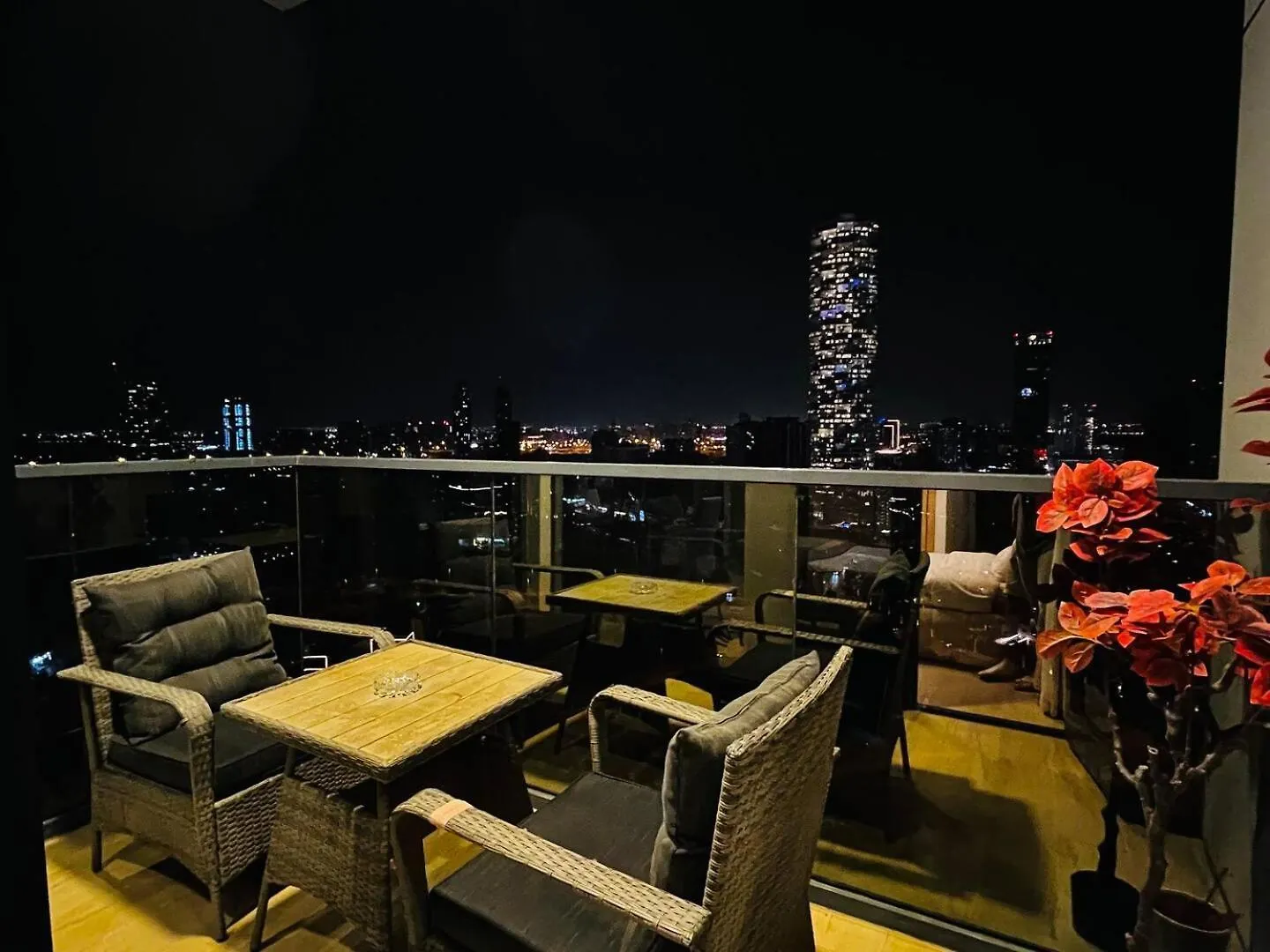 High-Floor Luxurious Living In Jvc, Near Dubai Marina Apartment